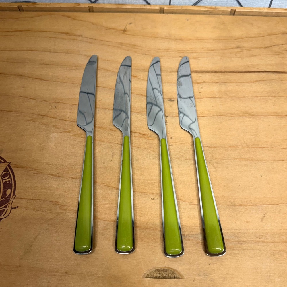 Fiesta Lemongrass Green Steak‎ Knives Set of 4 Stainless Steel Serrated W-16 9"